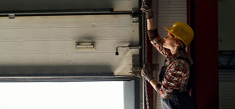 Addressing Common Garage Door Stoppage Issues in Pueblo, CO